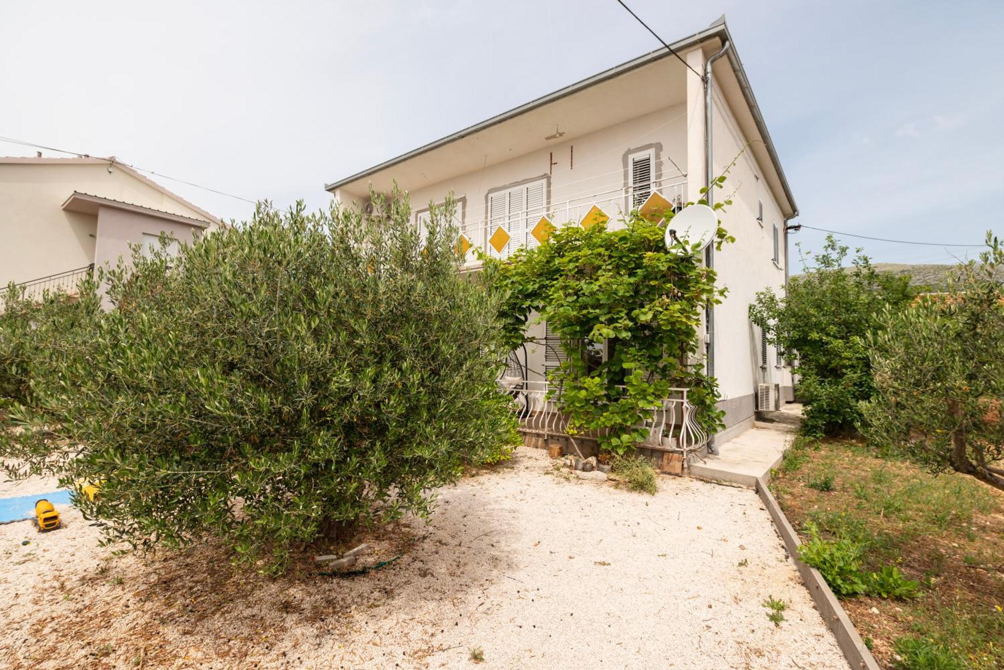 Apartment Paula Trogir Exterior foto